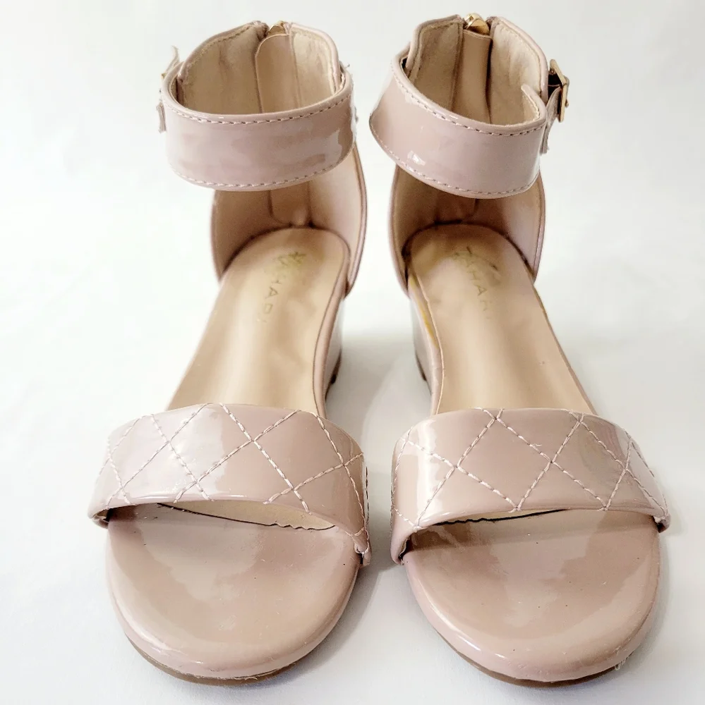 Tahari girls dress sandal